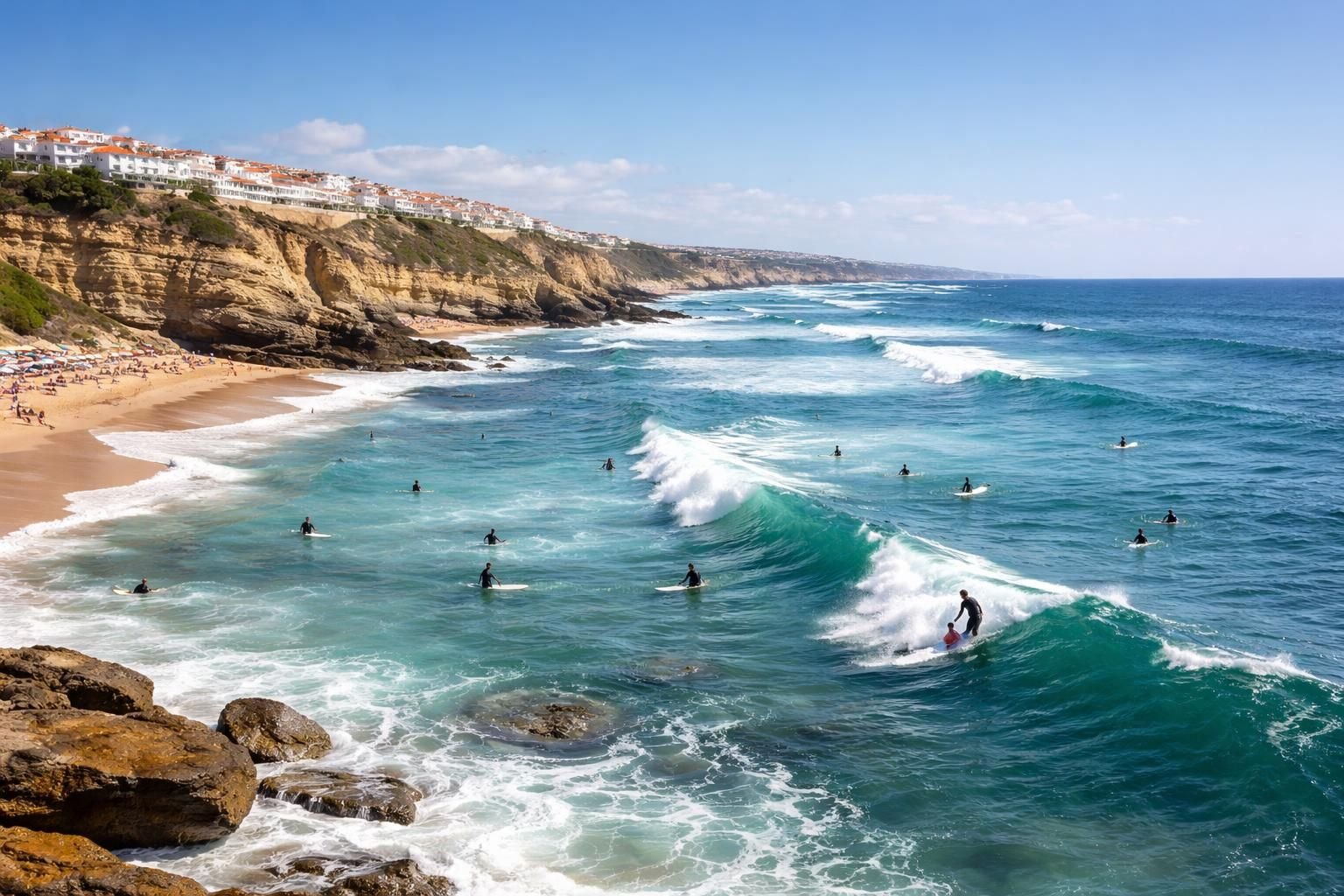 découvrez ericeira, portugal, un paradis pour les surfeurs et les gourmets avec ses plages incroyables, sa cuisine locale savoureuse et son ambiance authentique.